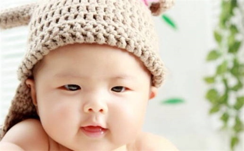 秦姓女生五行八字取名：诗意唯美好名字推荐